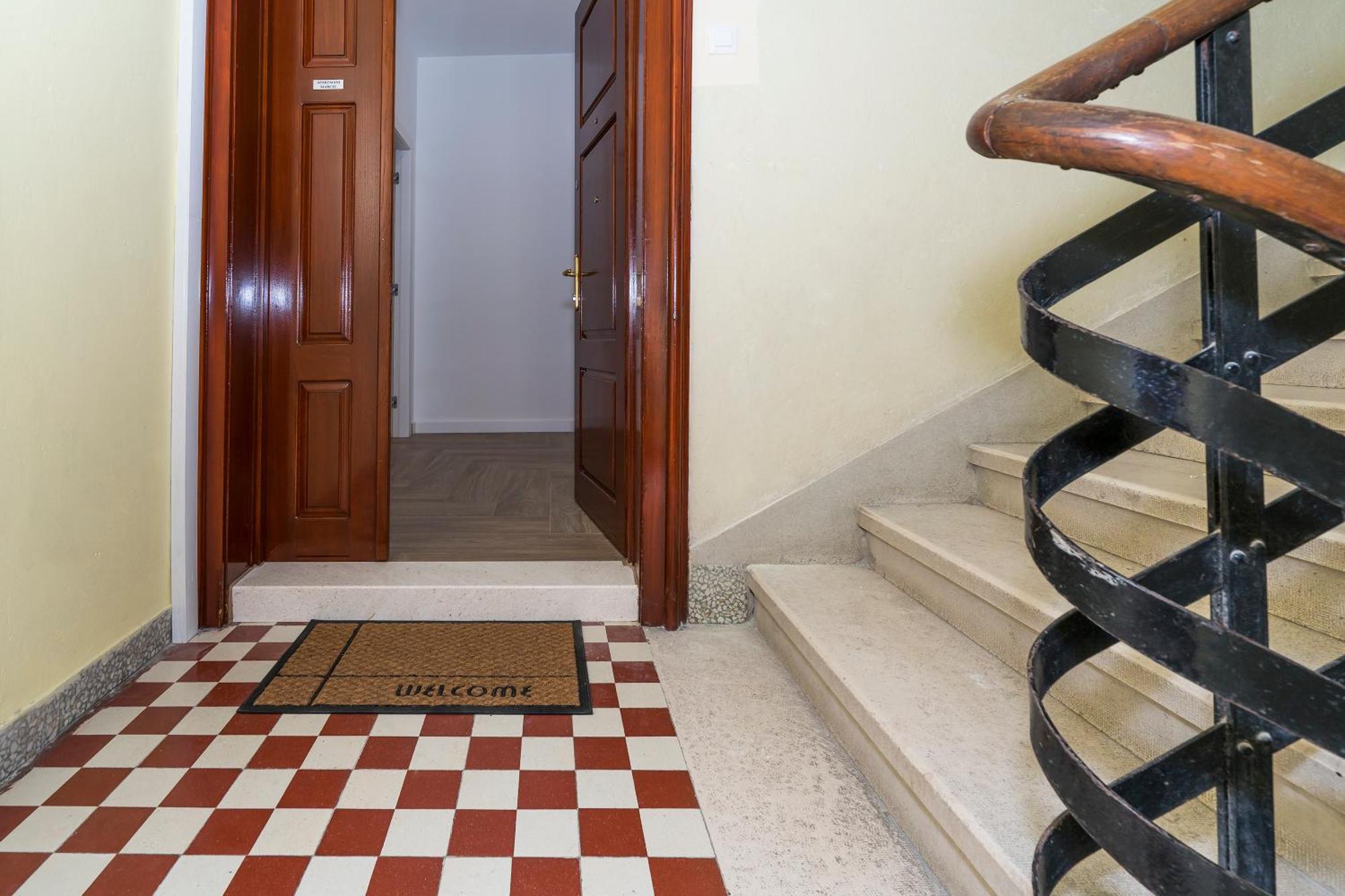 Studio Apartments Marcel Сплит Экстерьер фото