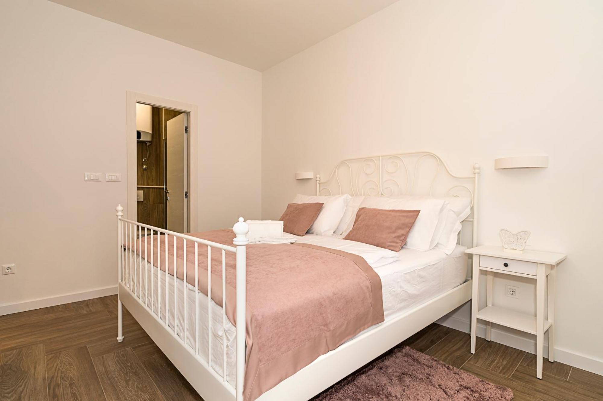 Studio Apartments Marcel Сплит Экстерьер фото