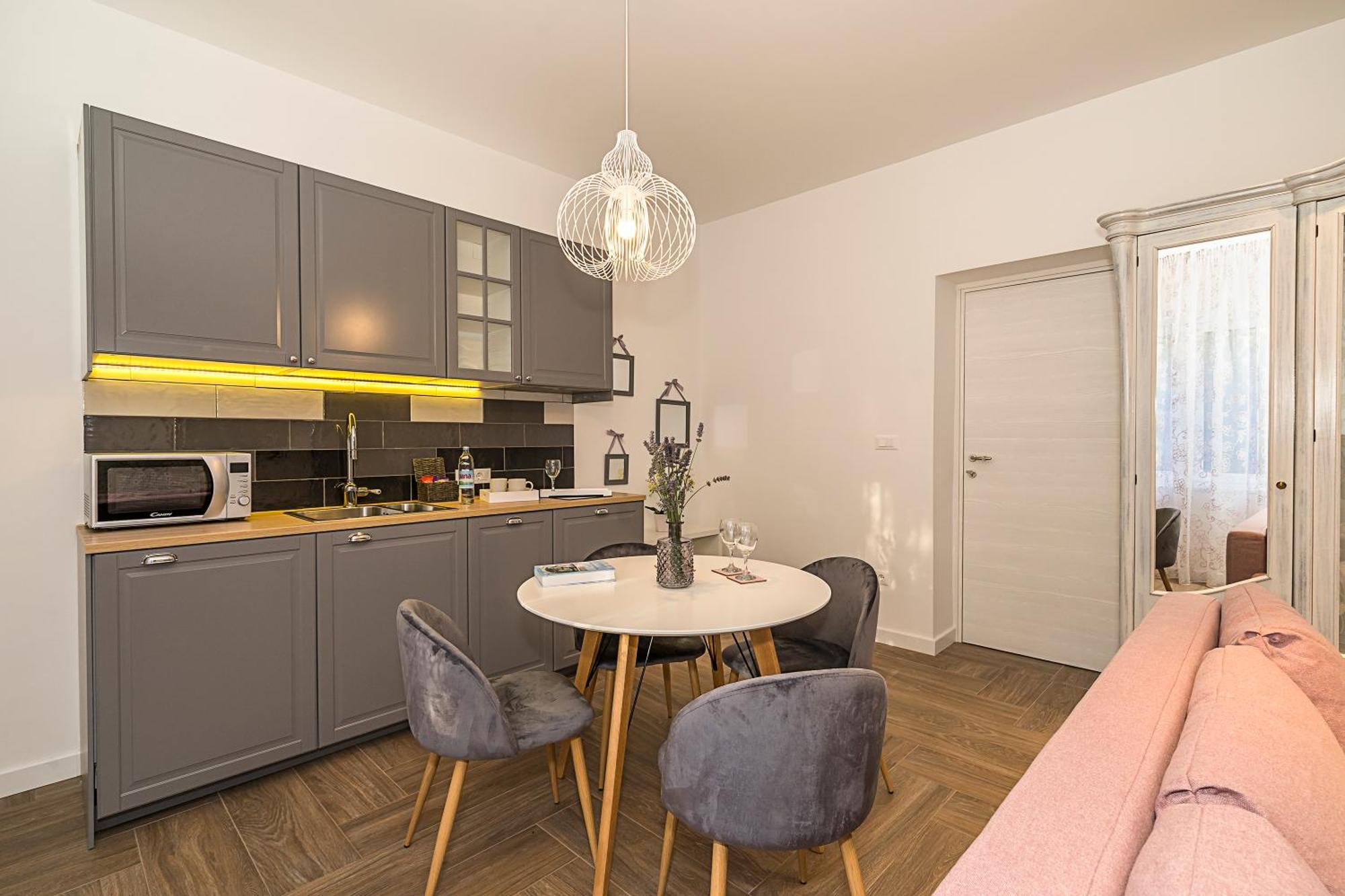 Studio Apartments Marcel Сплит Экстерьер фото