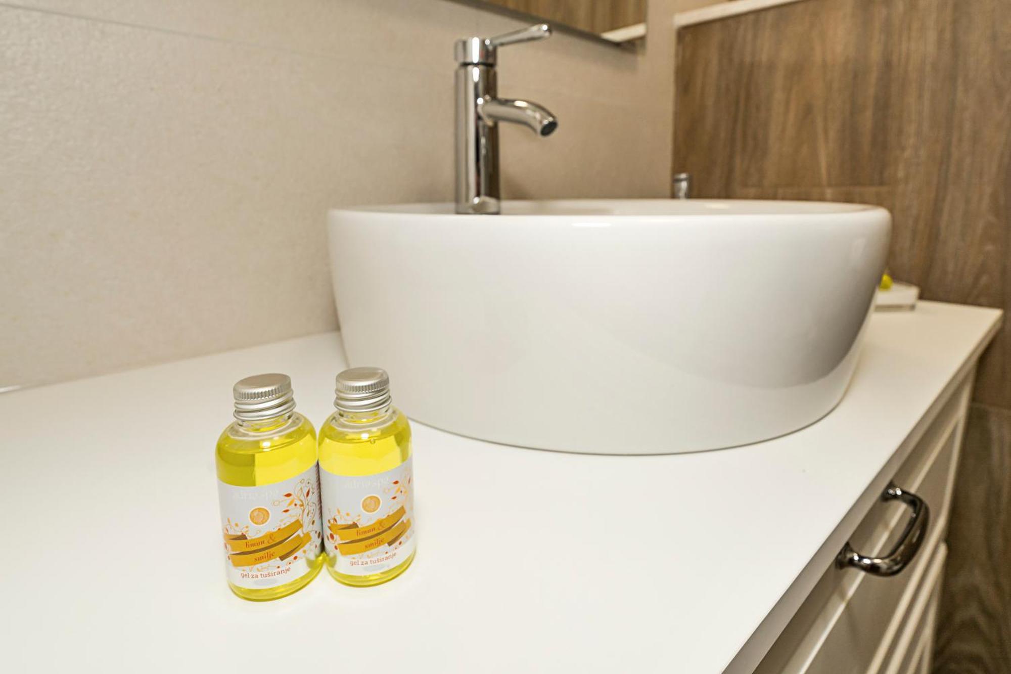 Studio Apartments Marcel Сплит Экстерьер фото