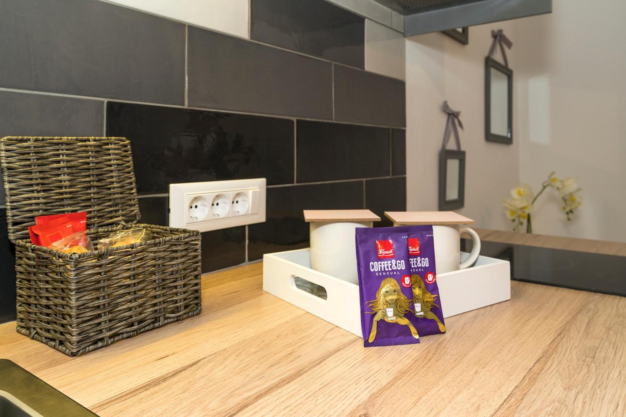 Studio Apartments Marcel Сплит Экстерьер фото