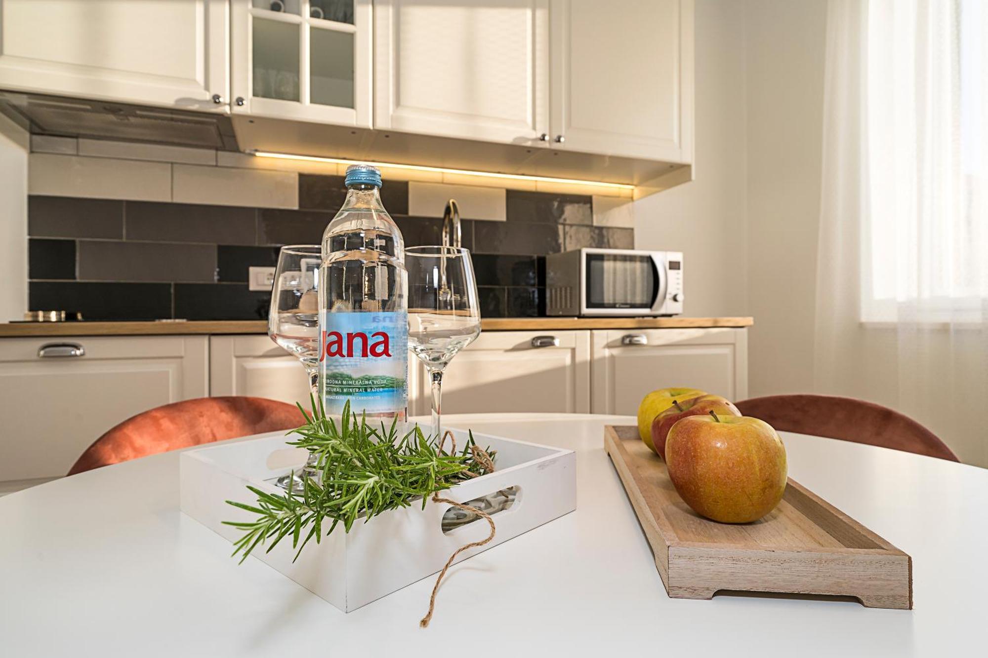 Studio Apartments Marcel Сплит Экстерьер фото
